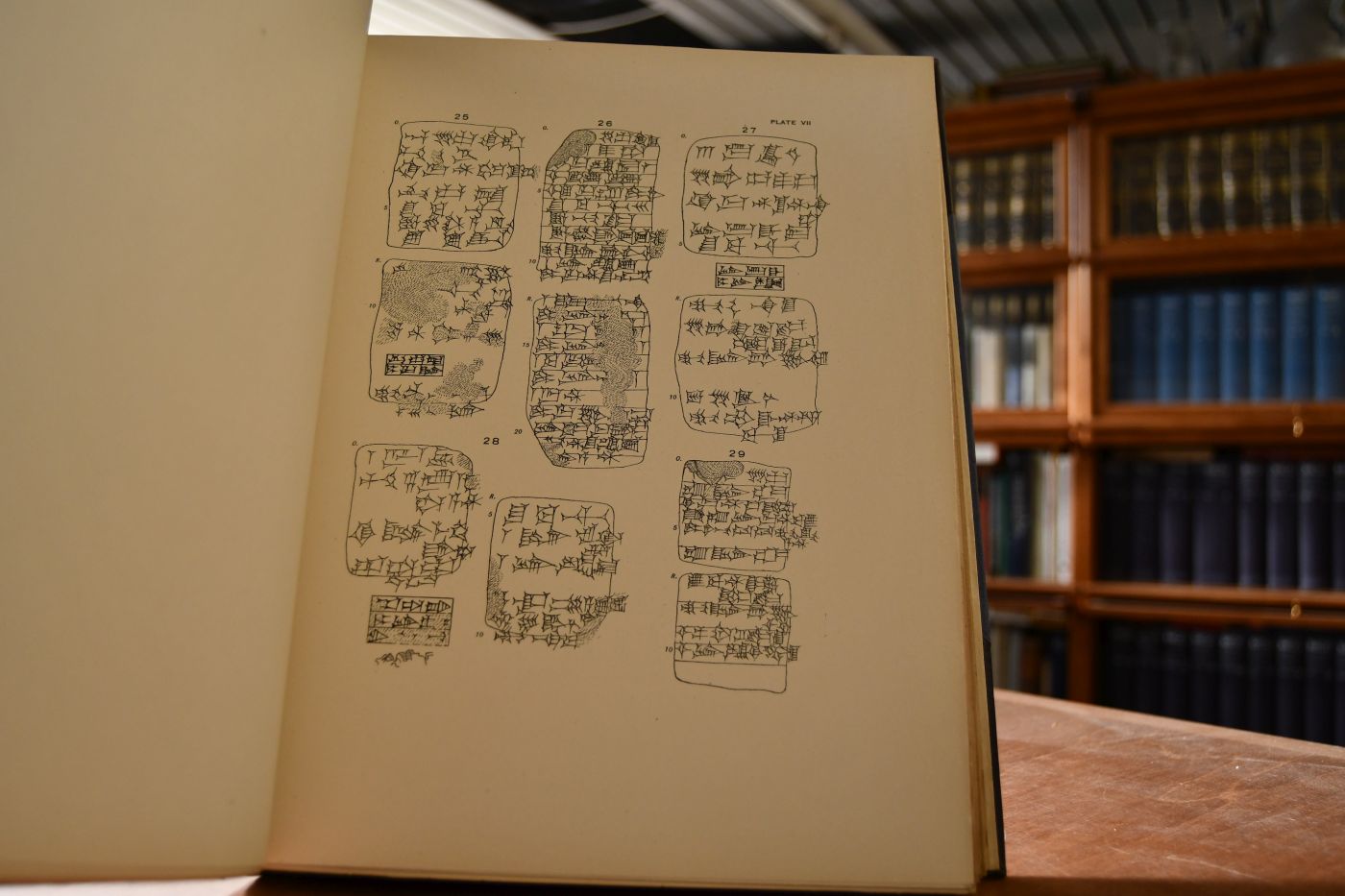 Selected Temple Documents of the Ur Dynasty.
