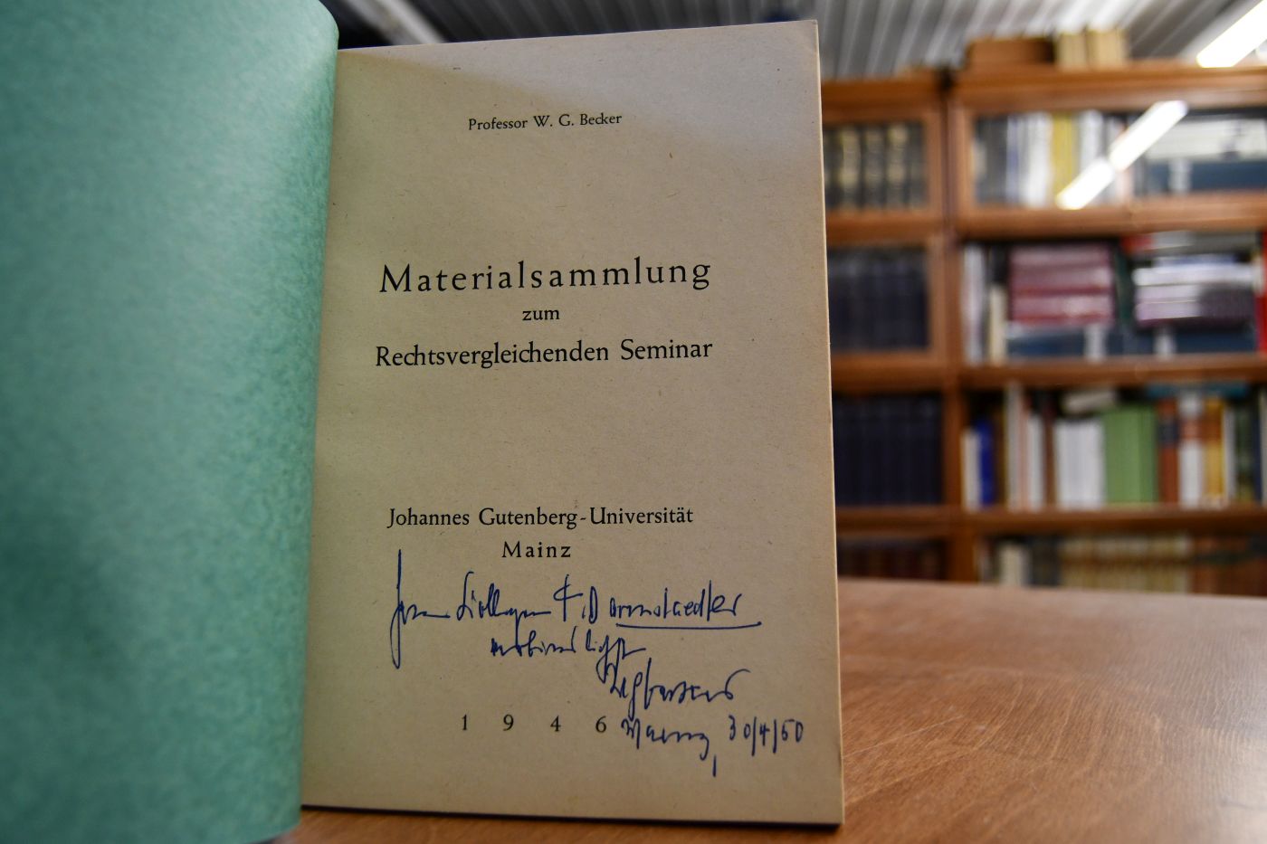 Materialsammlung zum Rechtsvergleichenden Seminar.