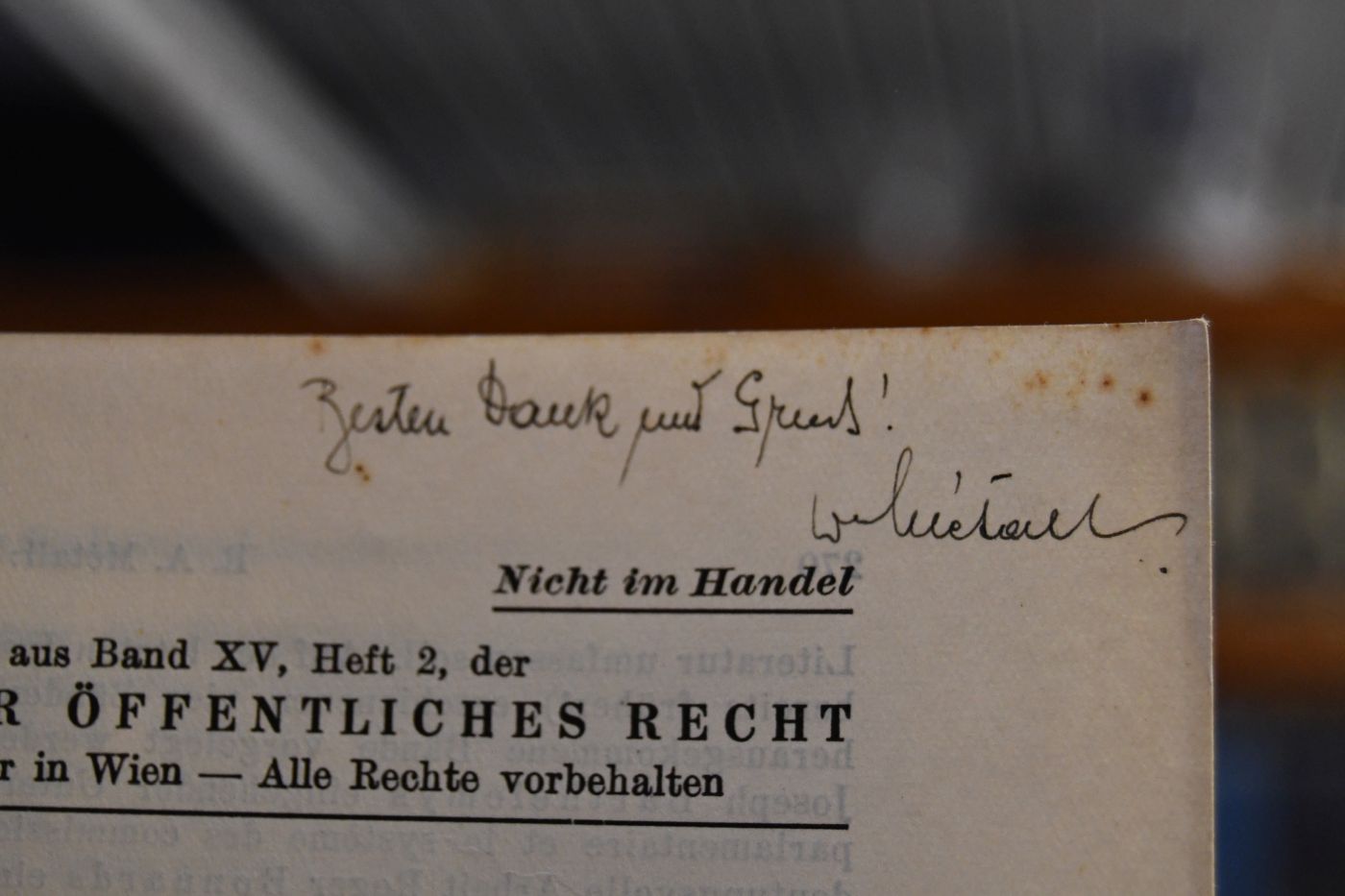 Die achte Jahresversammlung des Institut International de Droit Public.