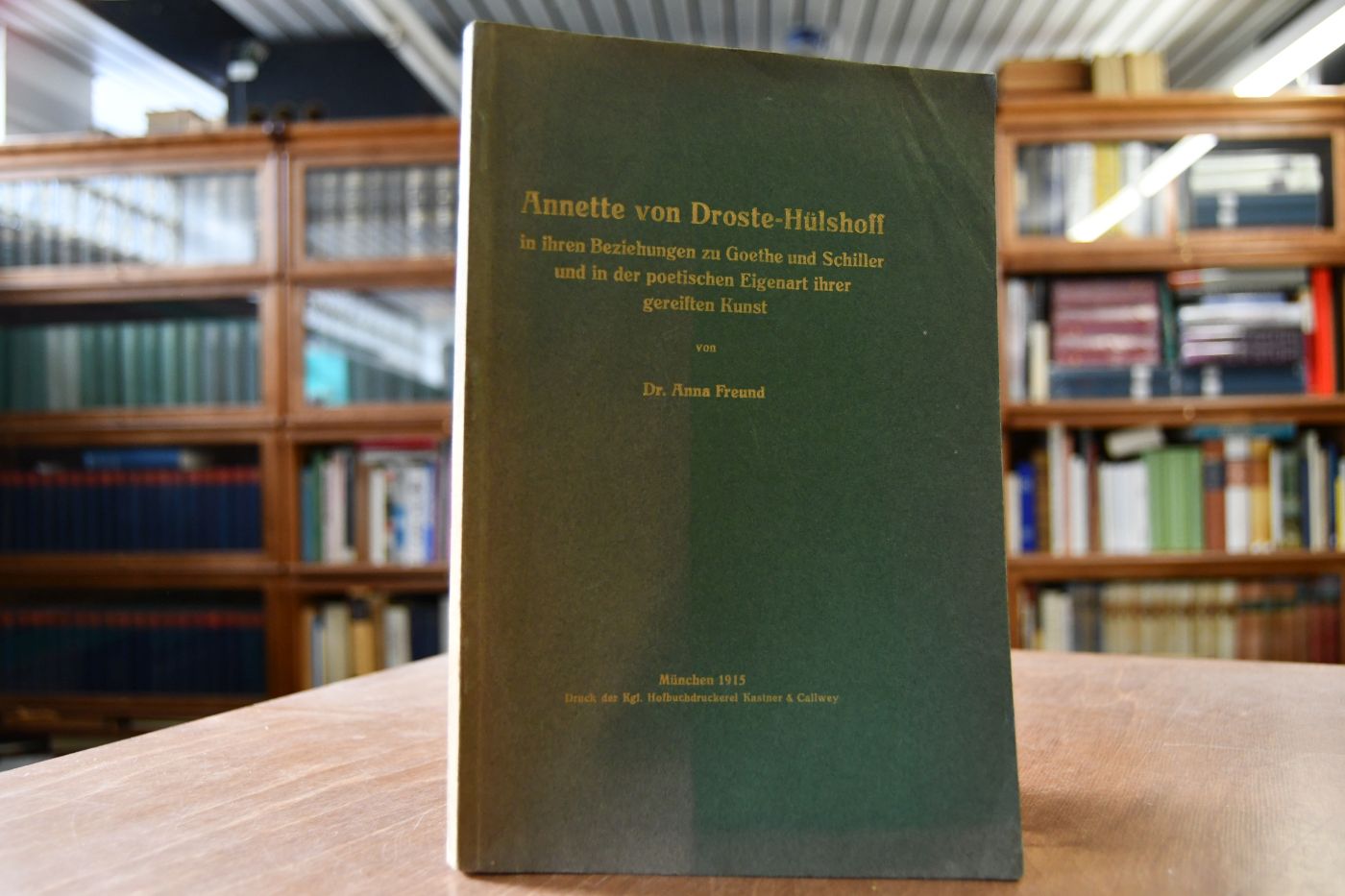 Annette von Droste-Hülshoff in ihren Beziehungen zu Goethe und Schiller und in der poetischen Eigenart ihrer gereiften Kunst.