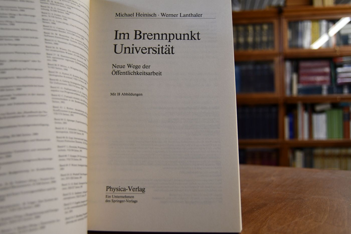 Im Brennpunkt Universität. Neue Wege der Öffentlichkeitsarbeit.