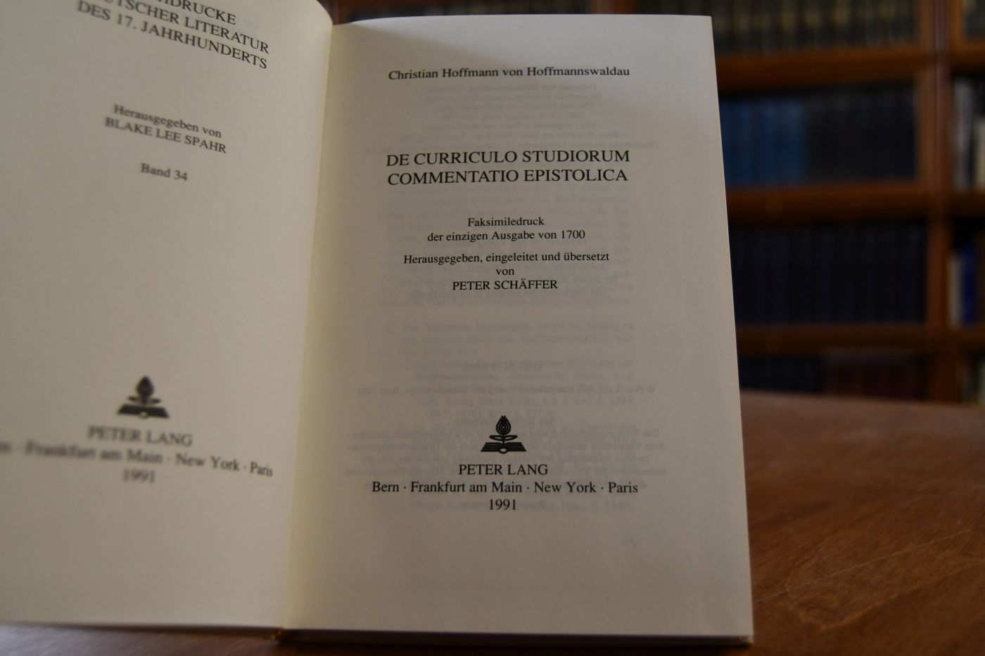 De curriculo studiorum commentatio epistolica.
