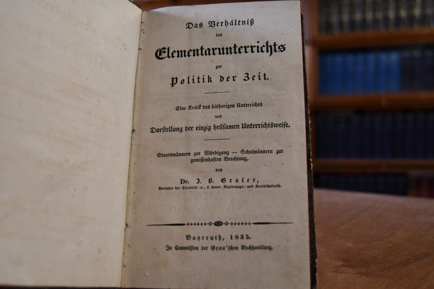 Das Verhältniß des Elementarunterrichts zur Polituik der Zeit. Eine Kritik des bisherigen Unterrichts und Darstellung der einzig heilsamen Unterrichtsweise. Staatsmännern zur Würdigung, Schulmännern zur gewissenhaften Beachtung.
