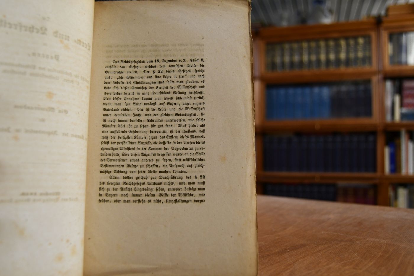 Die Lern- und Lehrfreiheit in Bayern, zunächst die Habilitation der Privatdocenten an den k. bayer. Universitäten betreffend. Ein Memorandum für die Kammer der Abgeordneten im Jahre 1849.
