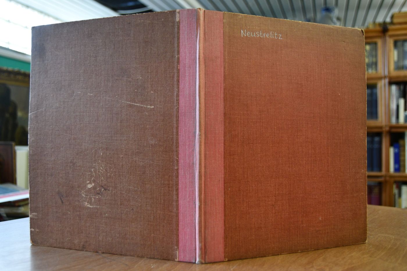 Grossherzogliches Gymnasium Carolinum zu Neustrelitz. Bericht über das Schuljahr 1908/09 von dem Direktor Th. Becker.