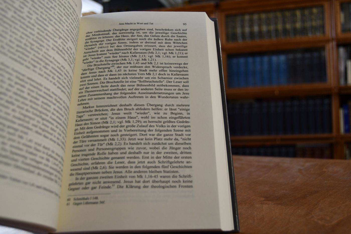 Der Jude Jesus und die Heiden. Biographie und Theologie Jesu im Markusevangelium.