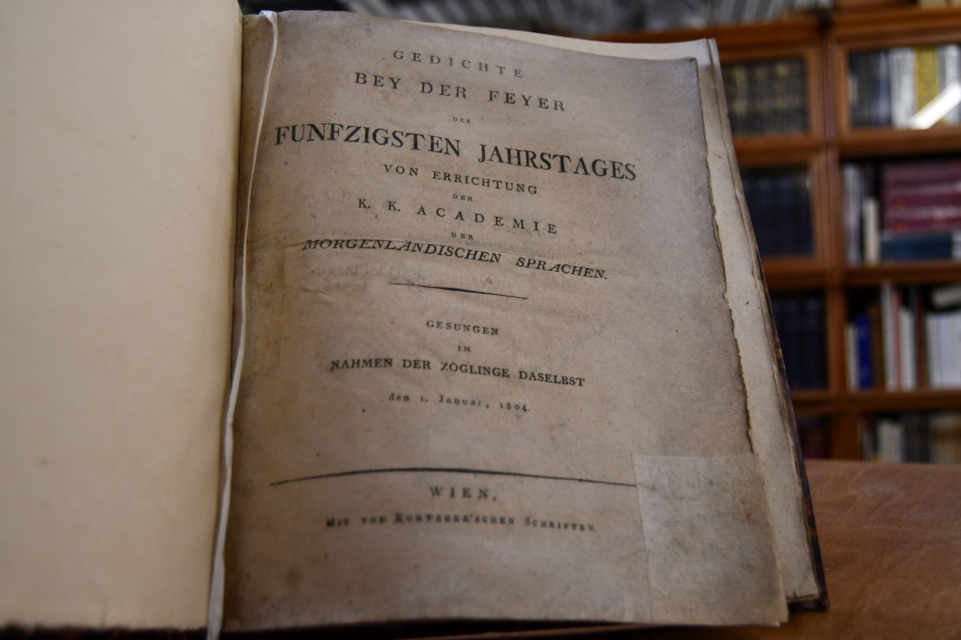 Gedichte bey der Feyer des Funfzigsten Jahrstages von Errichtung der K.K. Academie der Morgenländischen Sprachen. Gesungen im Nahmen der Zöglinge daselbnst den 1. Januar 1804.