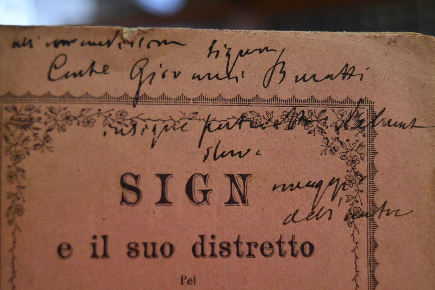 Sign e il suo distretto.