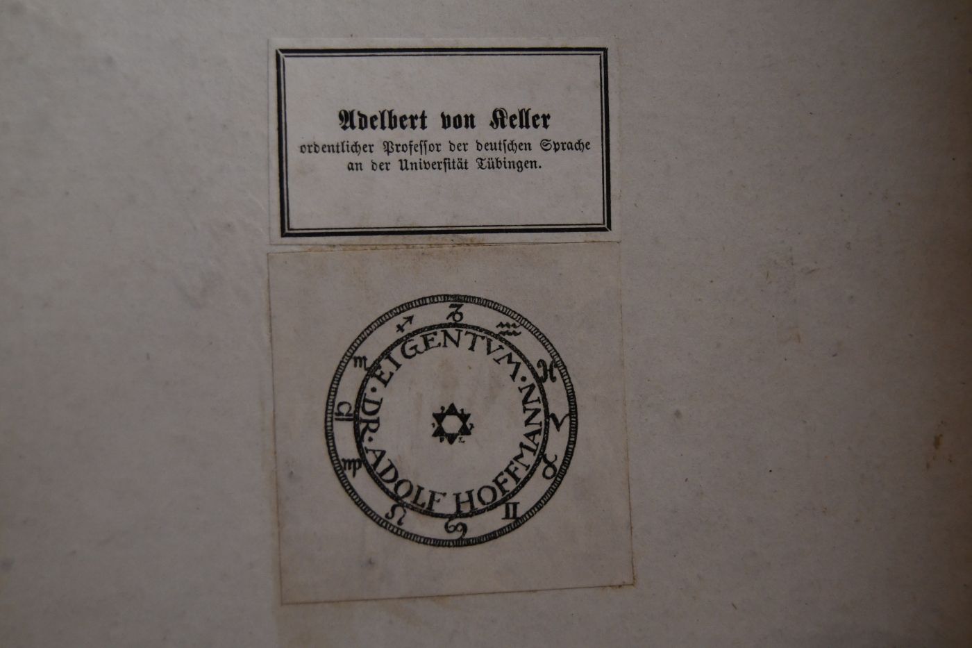Serventois et sottes Chansons couronnes a Valenciennes, tirez des manuscrites de la Bibliotheque du Roi.