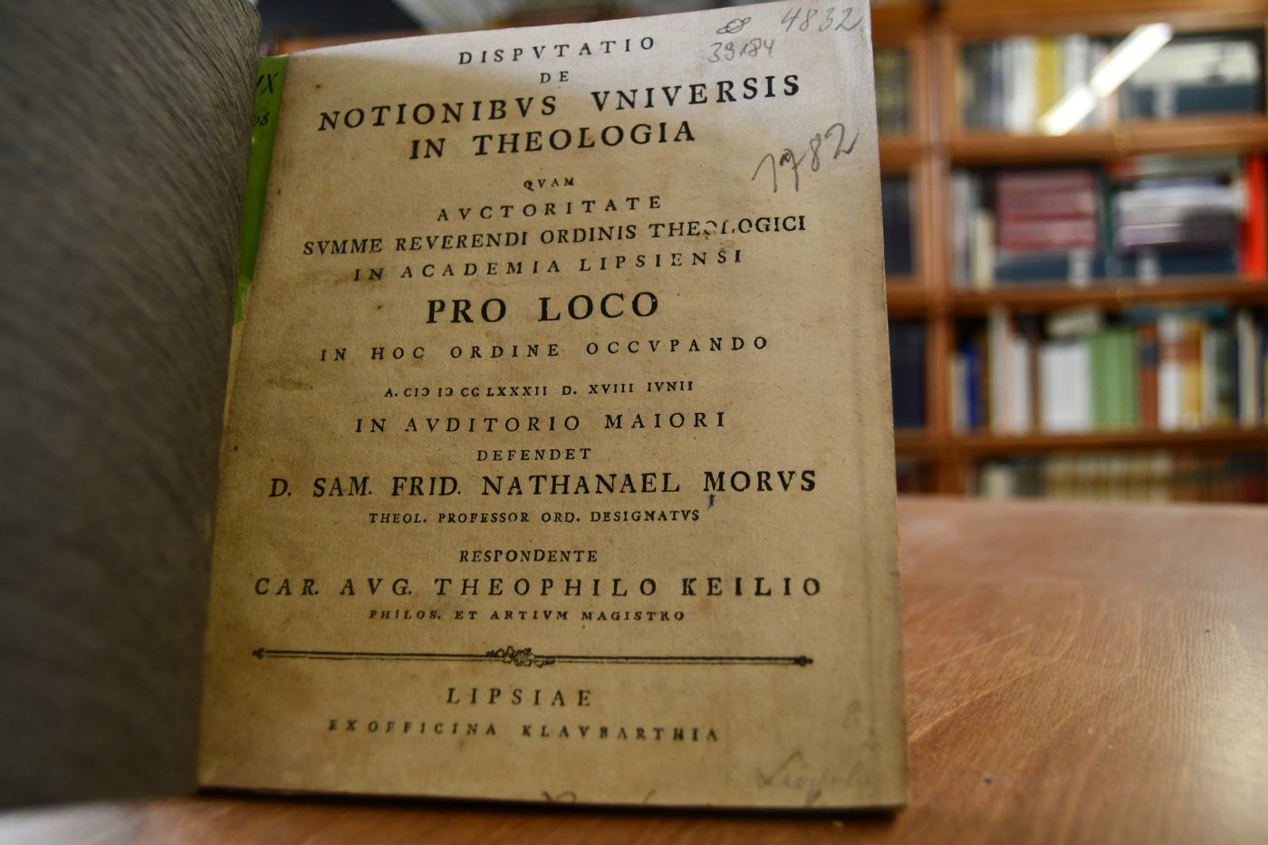 Disputatio de Notionibus Universis in Theologia. Beigebunden Ad Audiendam Orationem qua recitanda munus Professoris Theologiae Ordinarii D. XXV Iunii H.L.Q.C. adibit humanissime invitat D. Sam. Frid. Nathanael Morus, Leipzig, Klaubarth, 20 S.