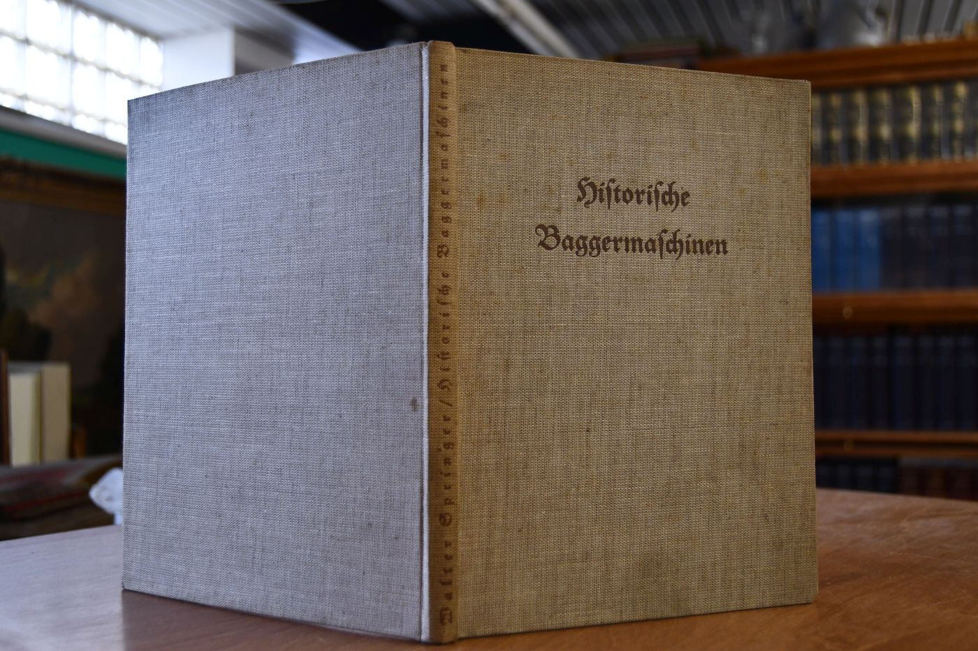 Historische Baggermaschinen. Ein techno-historischer Beitrag.