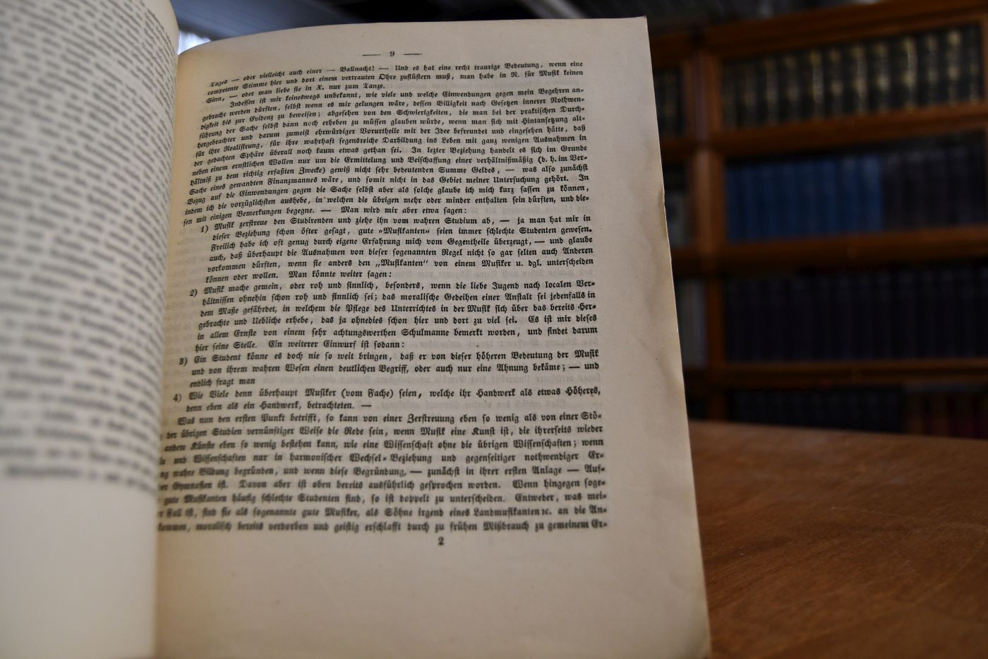 Gedanken über das Verhältniß und die Bedeutung der Musik an Studien-Anstalten.