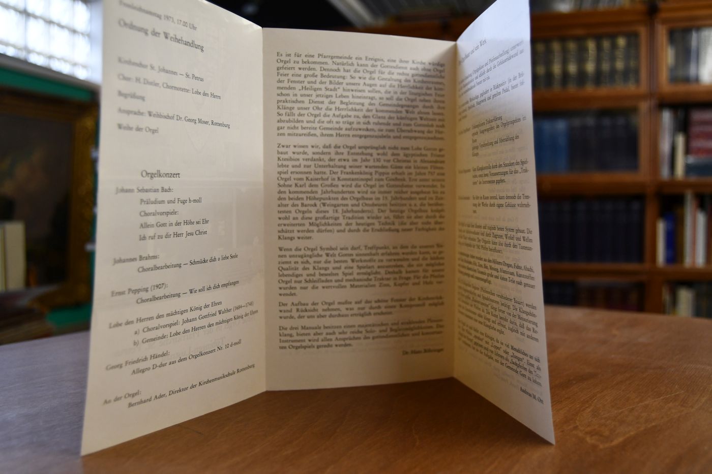 Neue Orgel in der Pfarrkirche St. Petrus Tübingen-Lustnau.