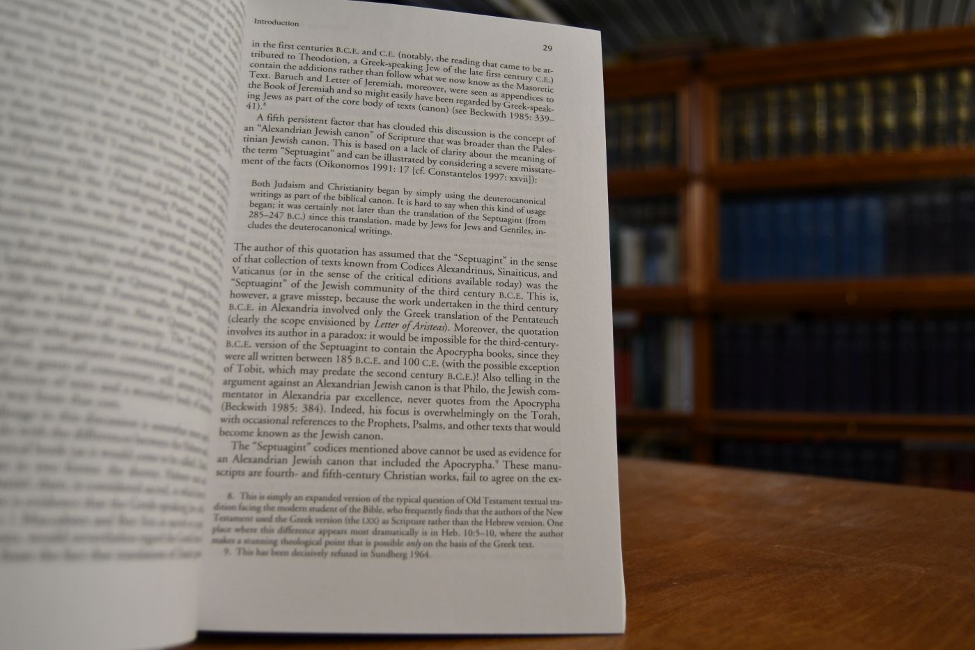 Introducing the Apocrypha. Message, Context and Significance.