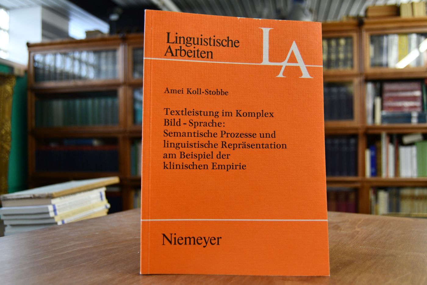 Textleistung im Komplex Bild - Sprache. Semant. Prozesse und linguistische Repräsentation am Beispiel der klinischen Empirie.
