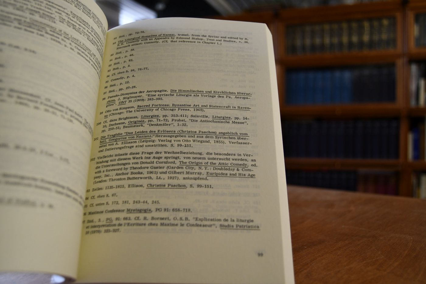 Das Verhältnis von Kirche und Theater. Dargestellt an ausgewählten Schriften der Kirchenväter und liturgischen Texten bis auf Amalarius von Metz (a.d. 775 - 852).