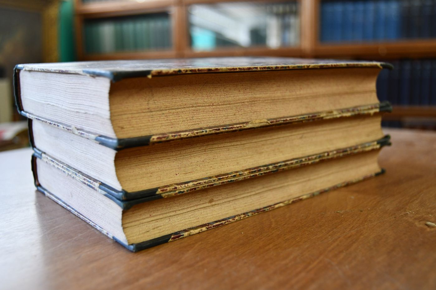 Poetische Werke in sechs Bänden in 3 Bde. gebunden.