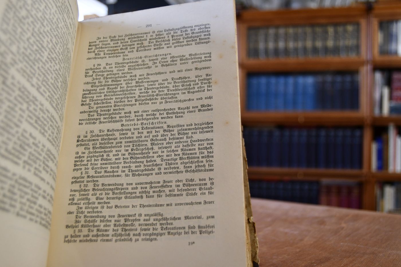 Sammlung der Polizei-Verordnungen und polizeilichen Vorschriften für den Regierungsbezirk Potsdam.