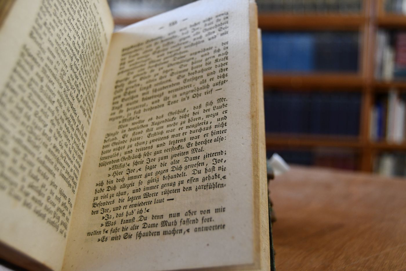 Die nachgelassenen Papiere des Pickwick-Clubs. Aus dem Englischen von R.A. Fröhlich. 6 Tle. in 3 Bdn.