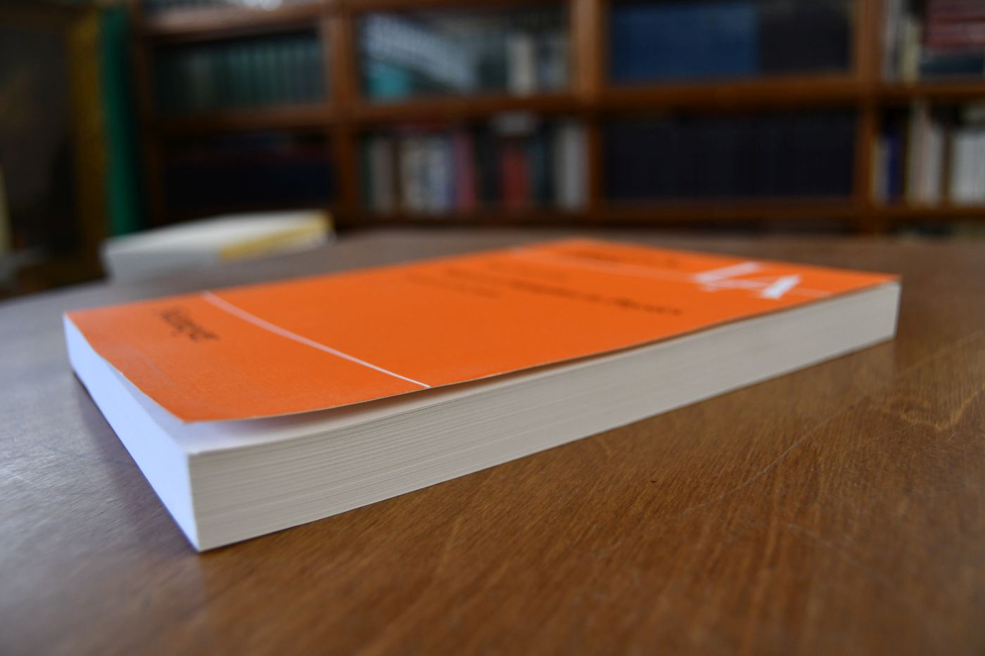 Aspects of metaphor in physics. Examples and case studies.