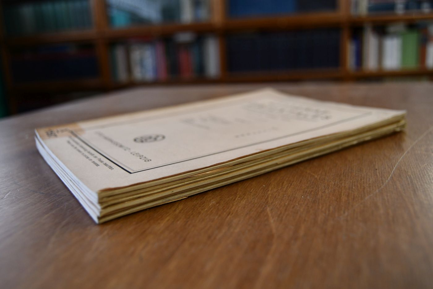 Litterae Orientalis. Orientalischer Literaturbericht. Konvolut von 7 Heften Heft 66, 67, 68, 73, 74, 76, 83.