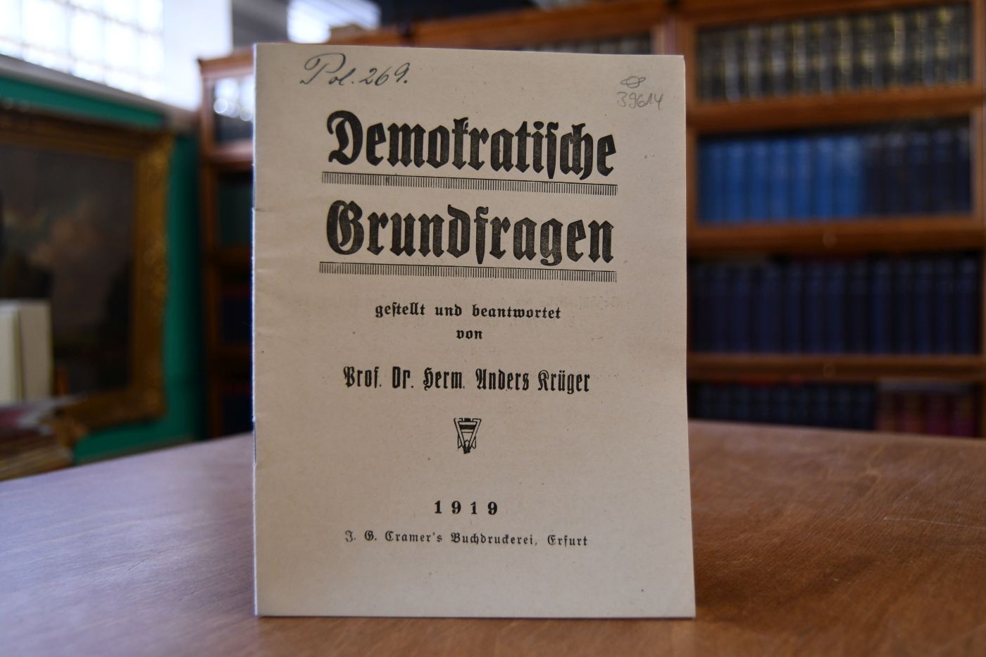 Demokratische Grundfragen gestellt und beantwortet.