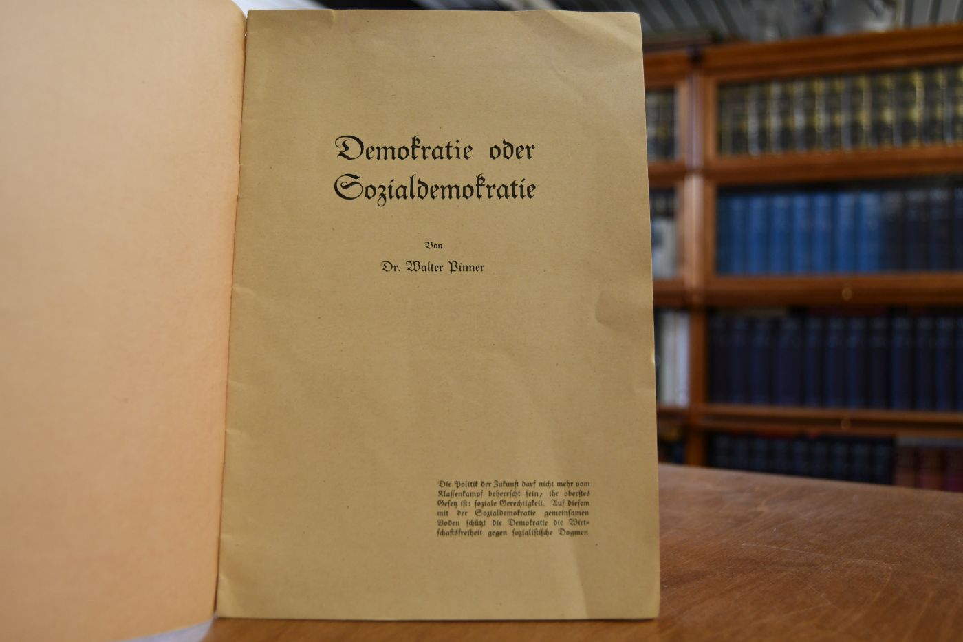 Demokratie oder Sozialdemokratie.