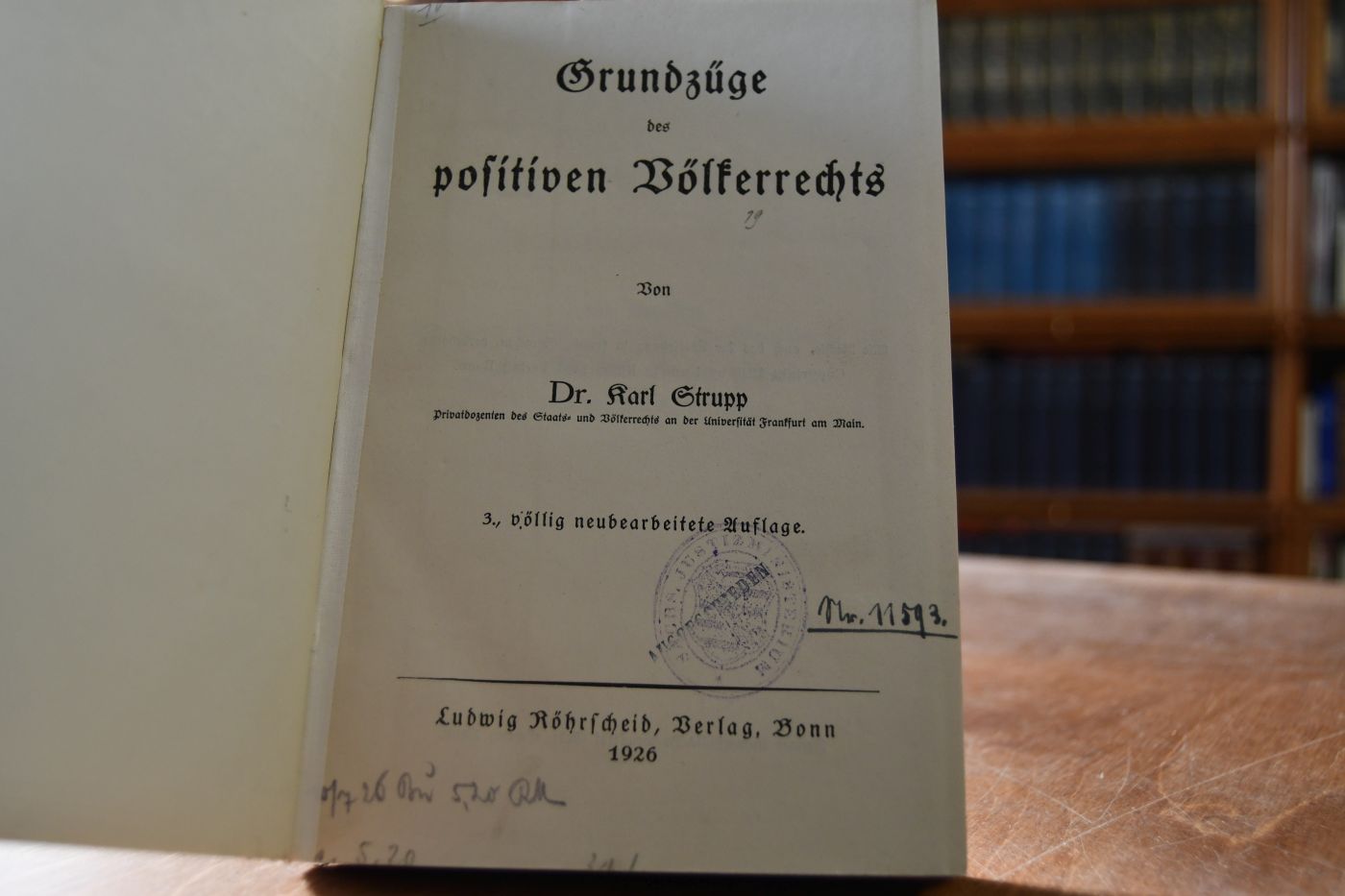 Grundzüge des positiven Völkerrechts.