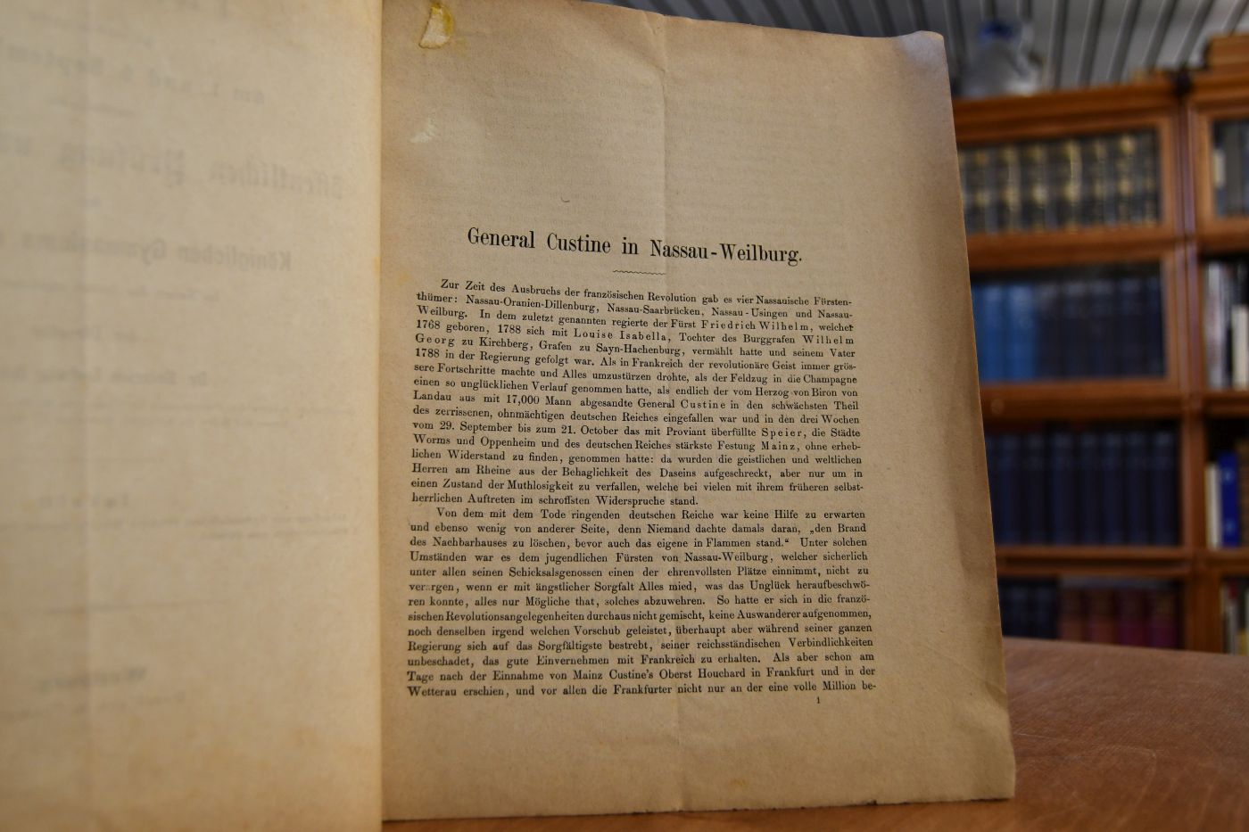 Programm, mit welchem zu der am 1. und 2. September 1874 stattfindenden öffentlichen Prüfung und Schulfeier des Königlichen Gymnasiums zu Weilburg im Namen der Anstalt ergebendst einladend der Director Heinrich Ludwig Schmitt.