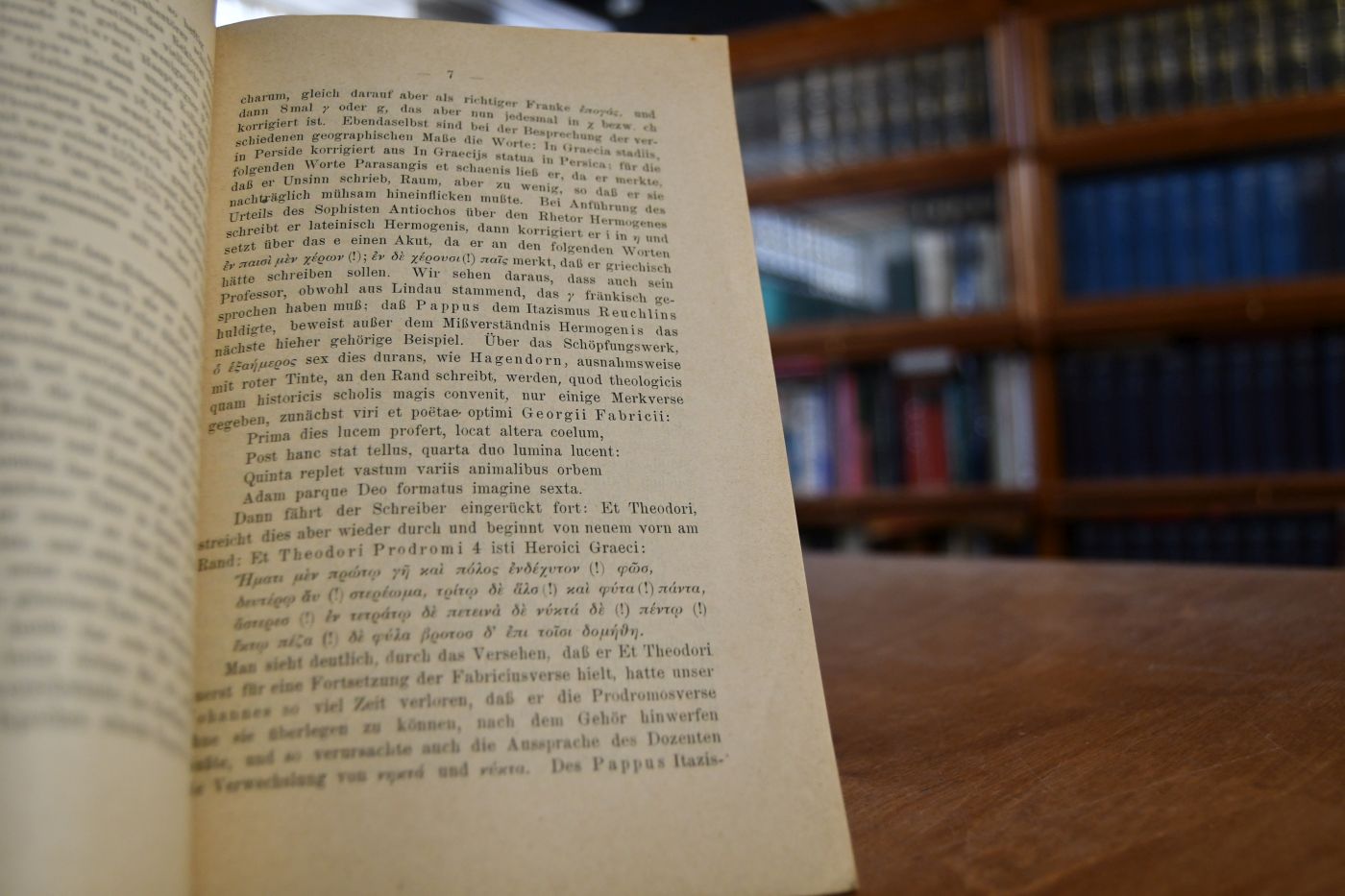 Ein geschichtliches Kollegienheft aus dem XVI. Jahrhundert. Programm des Kgl. humanistischen Gymnasiums zu Erlangen für das Schuljahr 1903/1904.