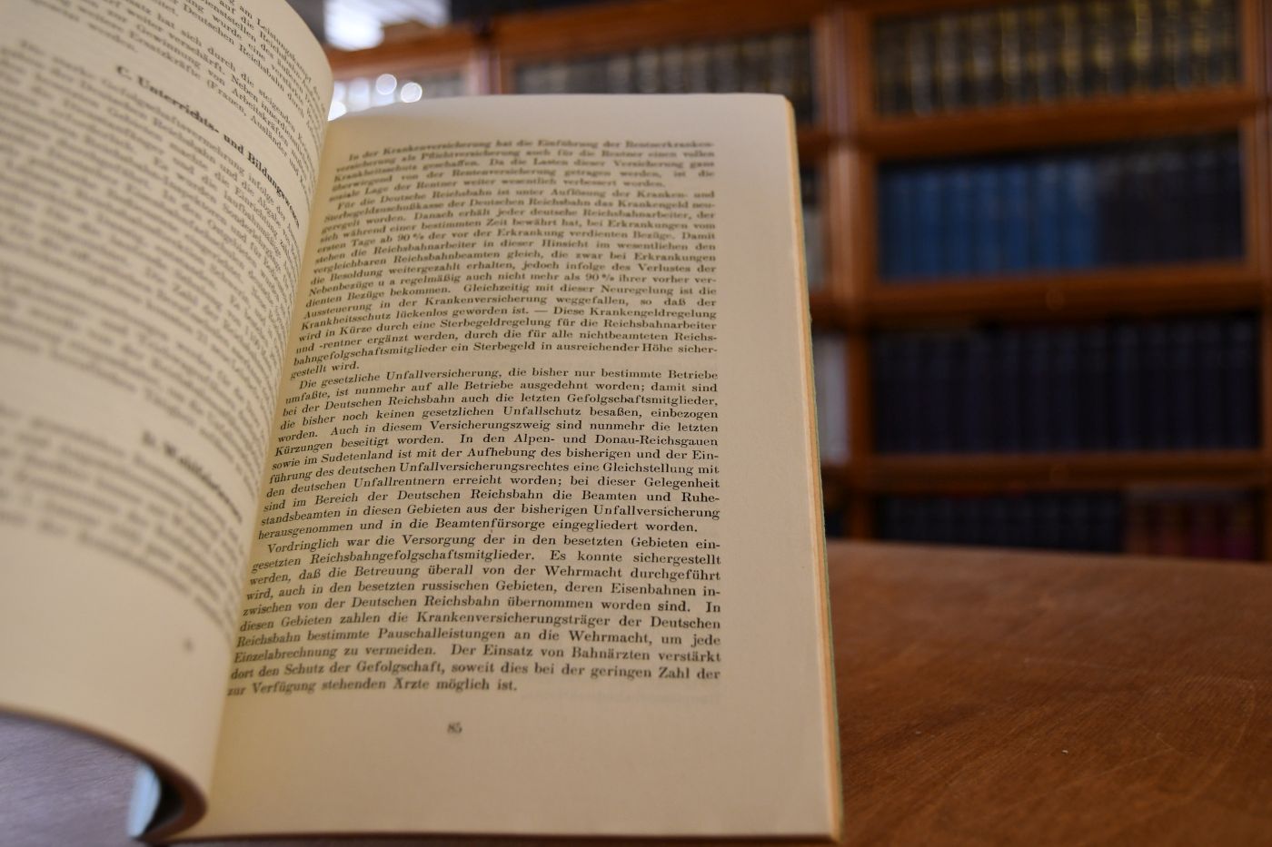 Statistische Übersicht wichtiger Ergebnisse des Geschäftsjahres 1942. Nur für amtliche Zwecke! Veröffentlichung oder Weitergabe verboten! Nr. 256.