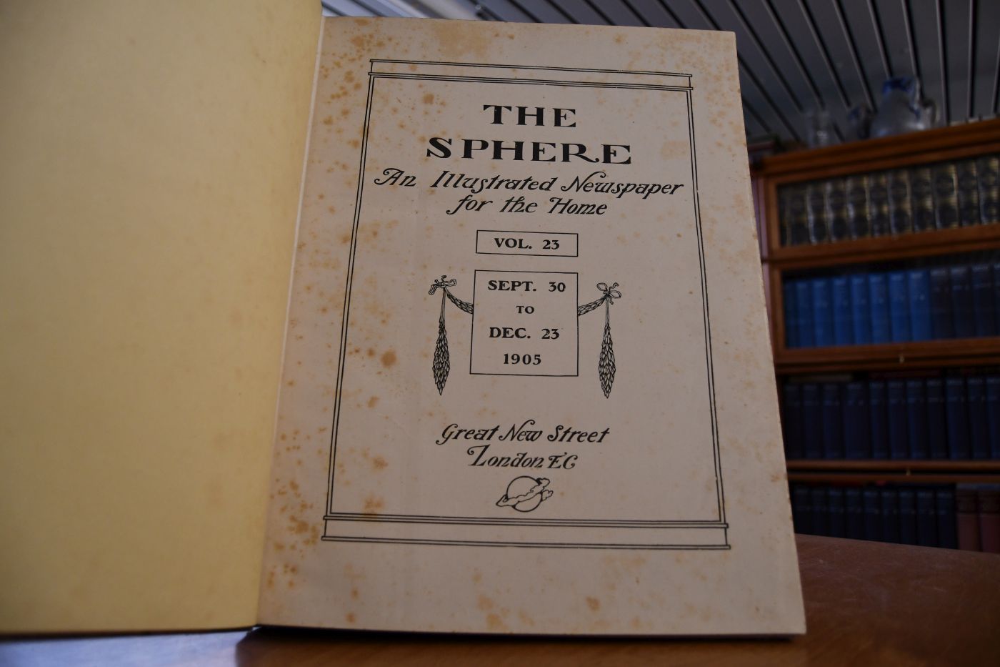The Sphere. An illustrated Newspaper for the Home. Voll. 23 (Sept. 30 to Dec. 23 1905)