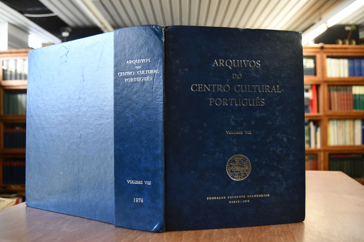 Arquivos do Centro Cultural Portugues. Vol. I-XXXIV, XXXVI, XXXVII.