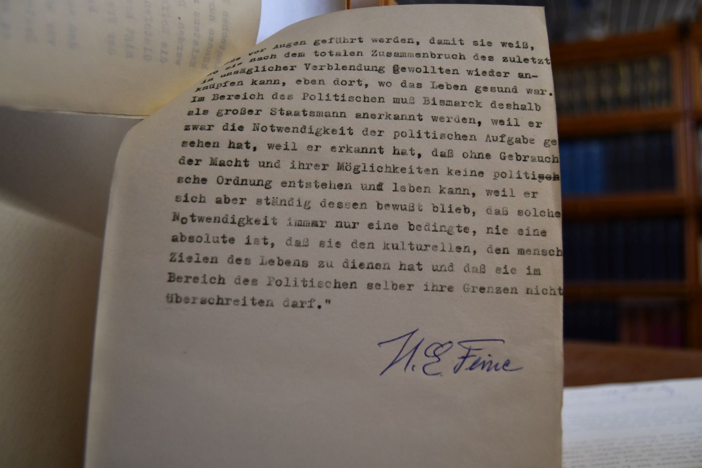 Das Werden des Deutschen Staates. Vom Heiligen Römischen Reich zum Großdeutschen Reich. Eine verfassungsgeschichtliche Darstellung.