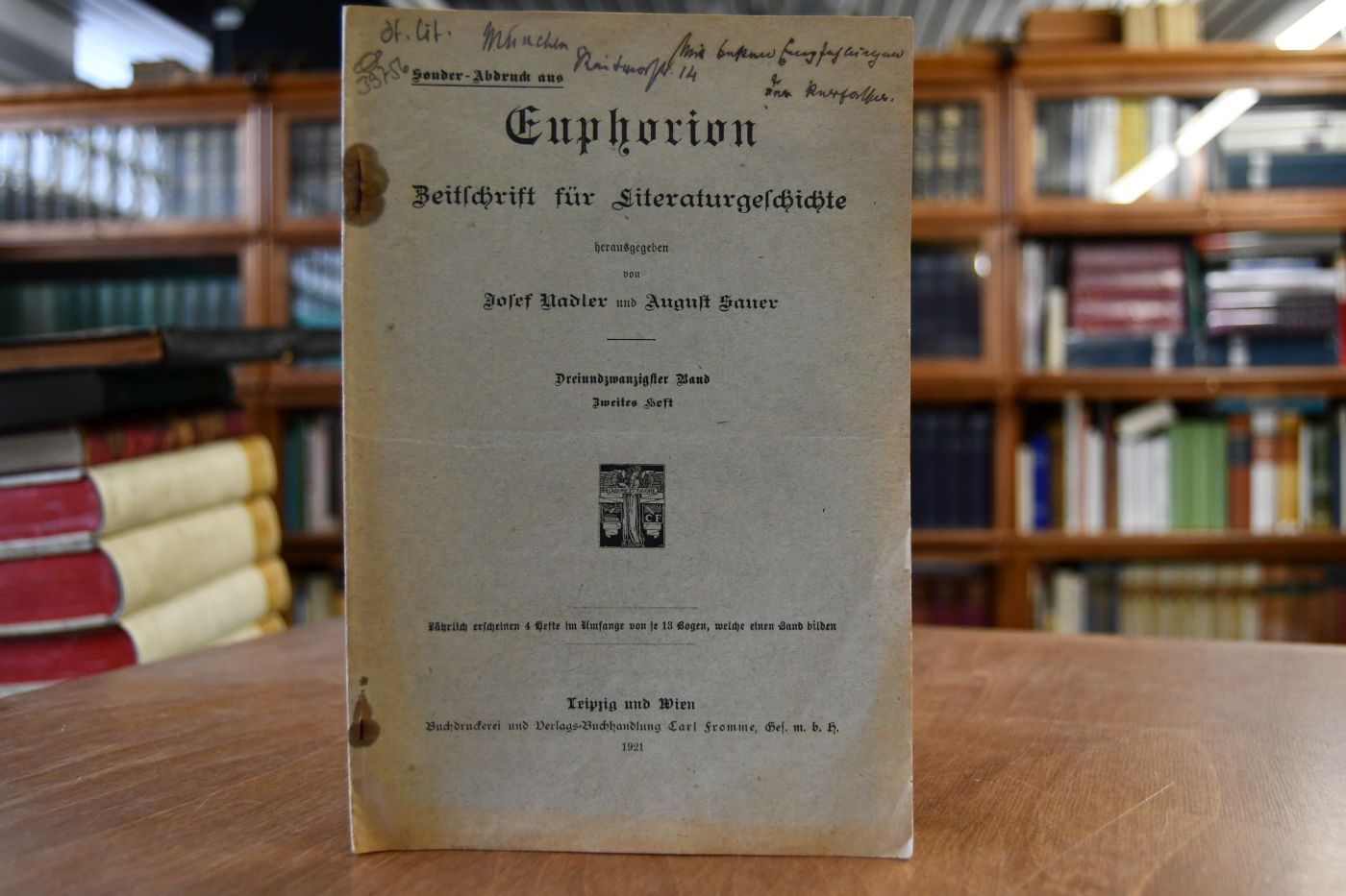Buchbesprechung Bechtold Artur, Johann Jacob Grimmelshausen und seine Zeit, Heidelberg, Winter, 1914.