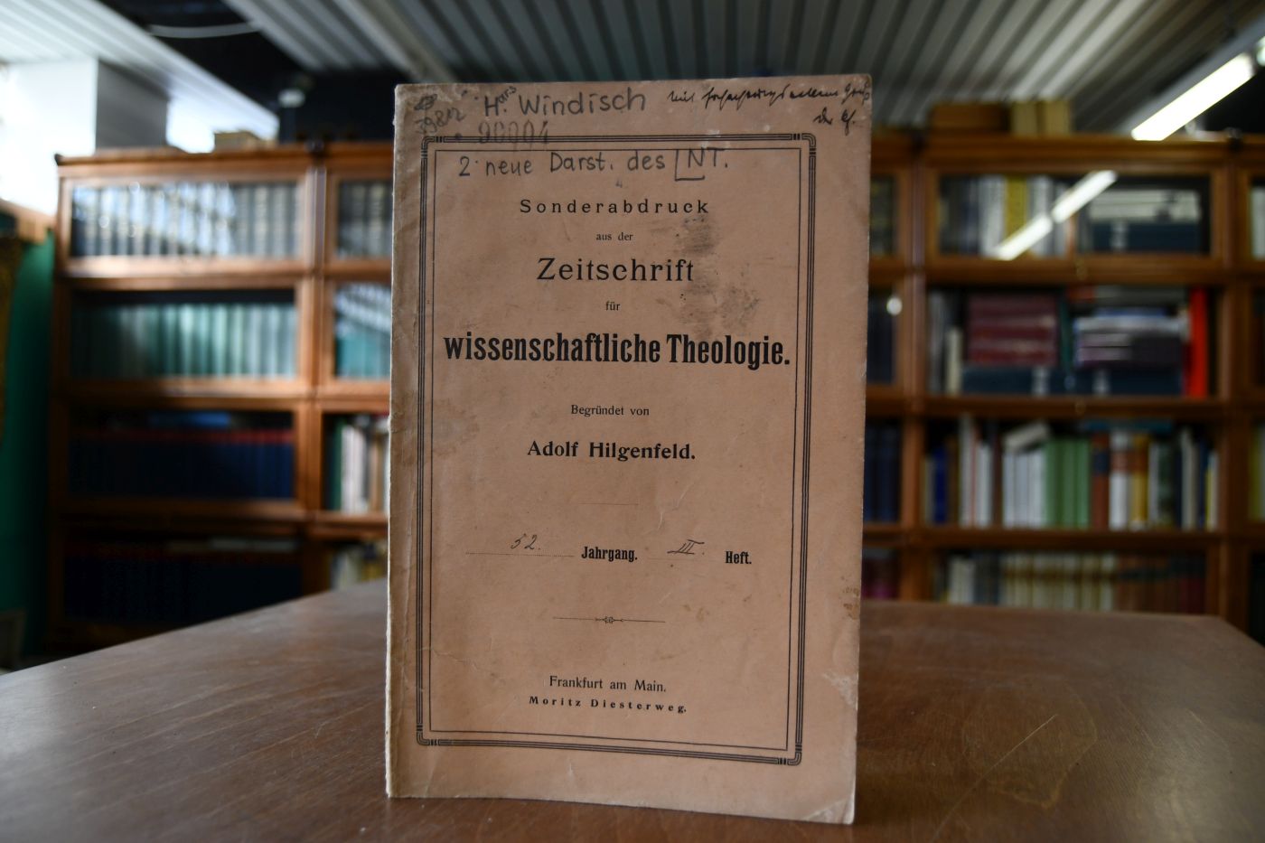 Zwei neue Darstellungen der neutestamentlichen Theologie.