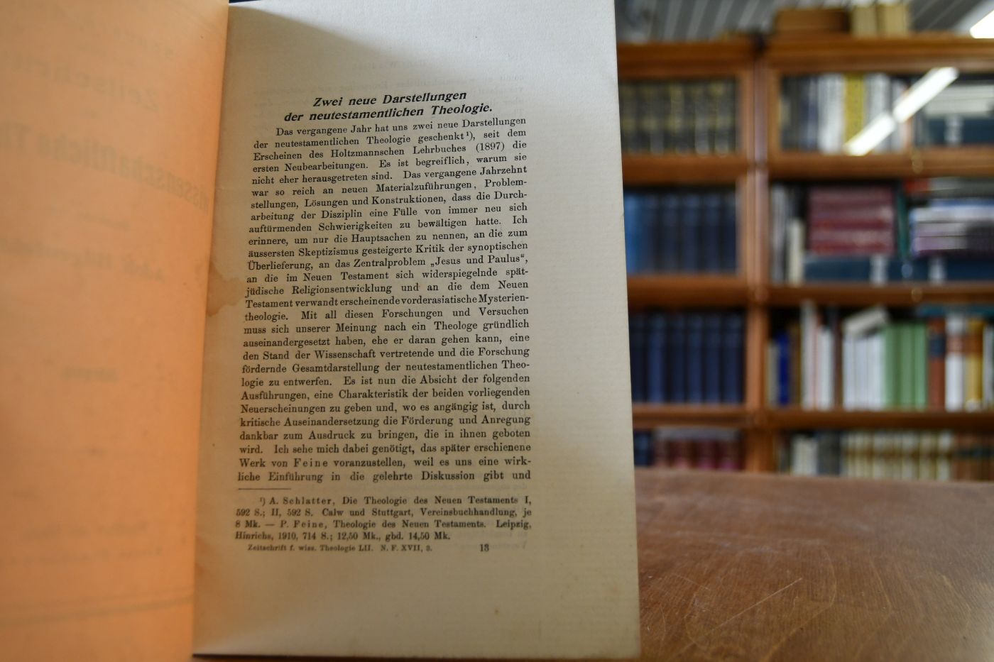 Zwei neue Darstellungen der neutestamentlichen Theologie.