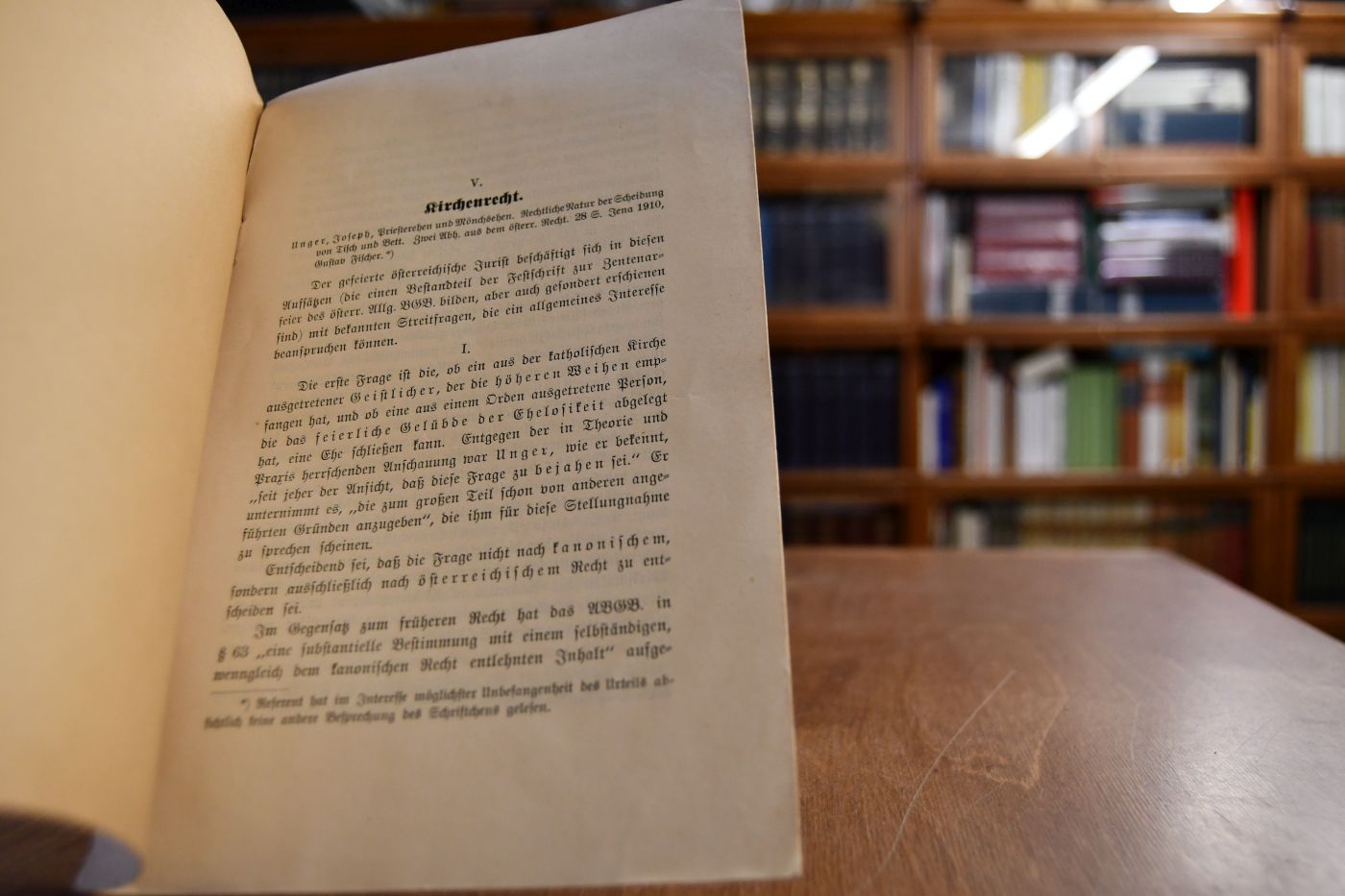 Buchbesprechung Joseph Unger, Priesterehen und Mönchsehen. Rechtliche Natur der Scheidung von Tisch und Bett. Zwei Abh. aus dem österr. Recht.