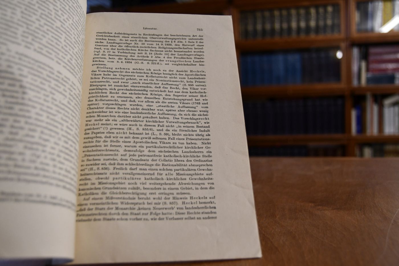 Entgegnung auf eine Buchbesprechung von Johannes Heckel.