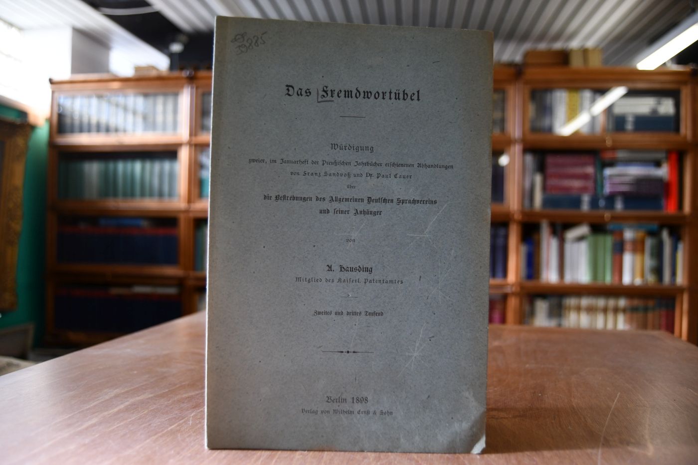 Das Fremdwortübel. Würdigung zweier, im Januarheft der Preußischen Jahrbücher erschienenen Abhandlungen von Franz Sandvoß und Dr. Paul Cauer über die Bestrebungen des Allgemeinen Deutschen Sprachvereins und seiner Anhänger.