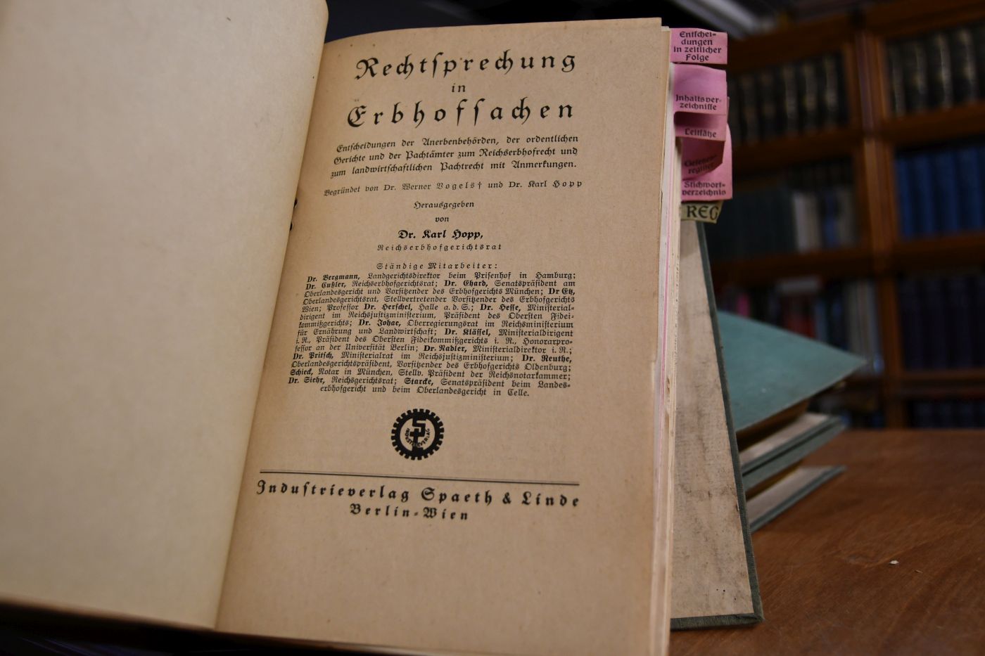 Rechtsprechung in Erbhofsachen. Bde. 1-3 (von 6)