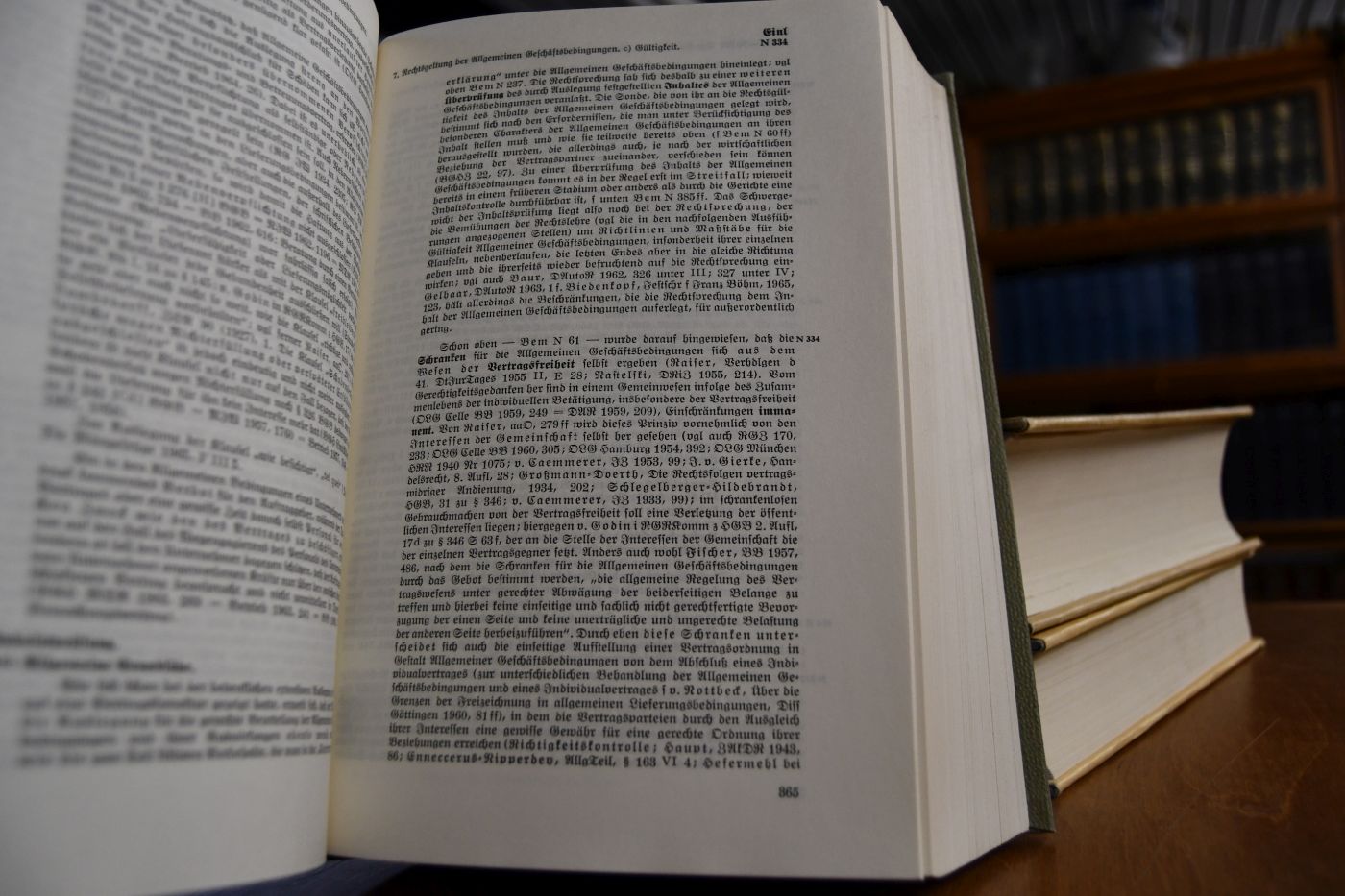 Kommentar zum Bürgerlichen Gesetzbuch mit Einführungsgesetz und Nebengesetzen. 22 Bde.
