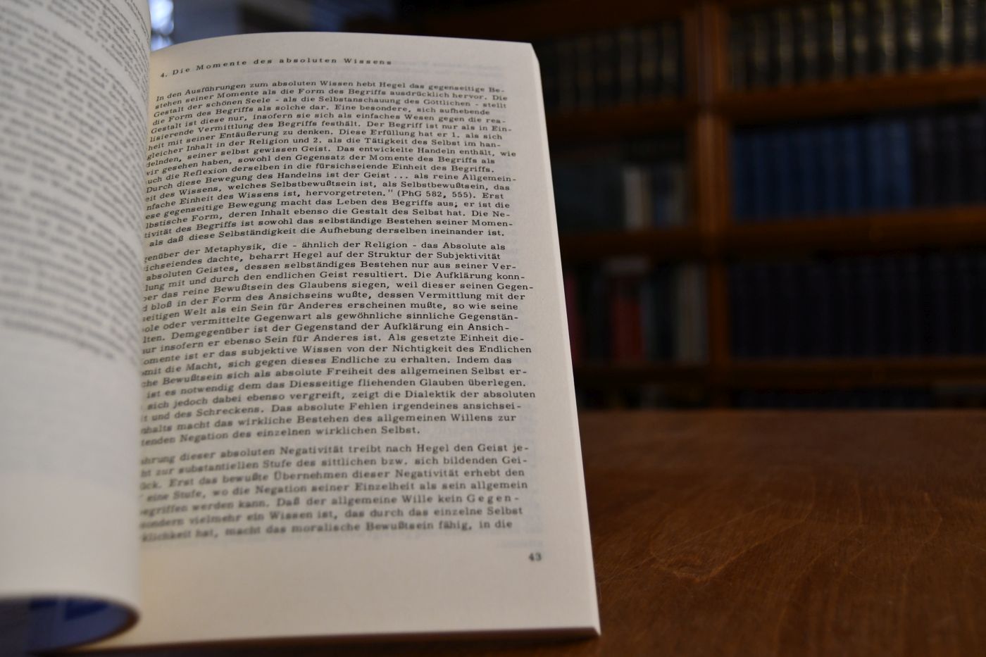 Die Einheit von Ethik und Ontologie bei Hegel.