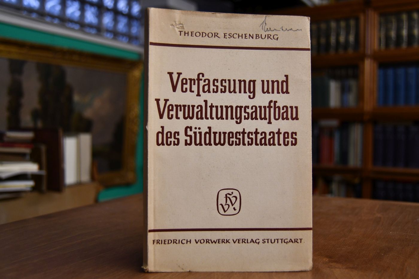 Verfassung und Verwaltungsaufbau des Südweststaates.