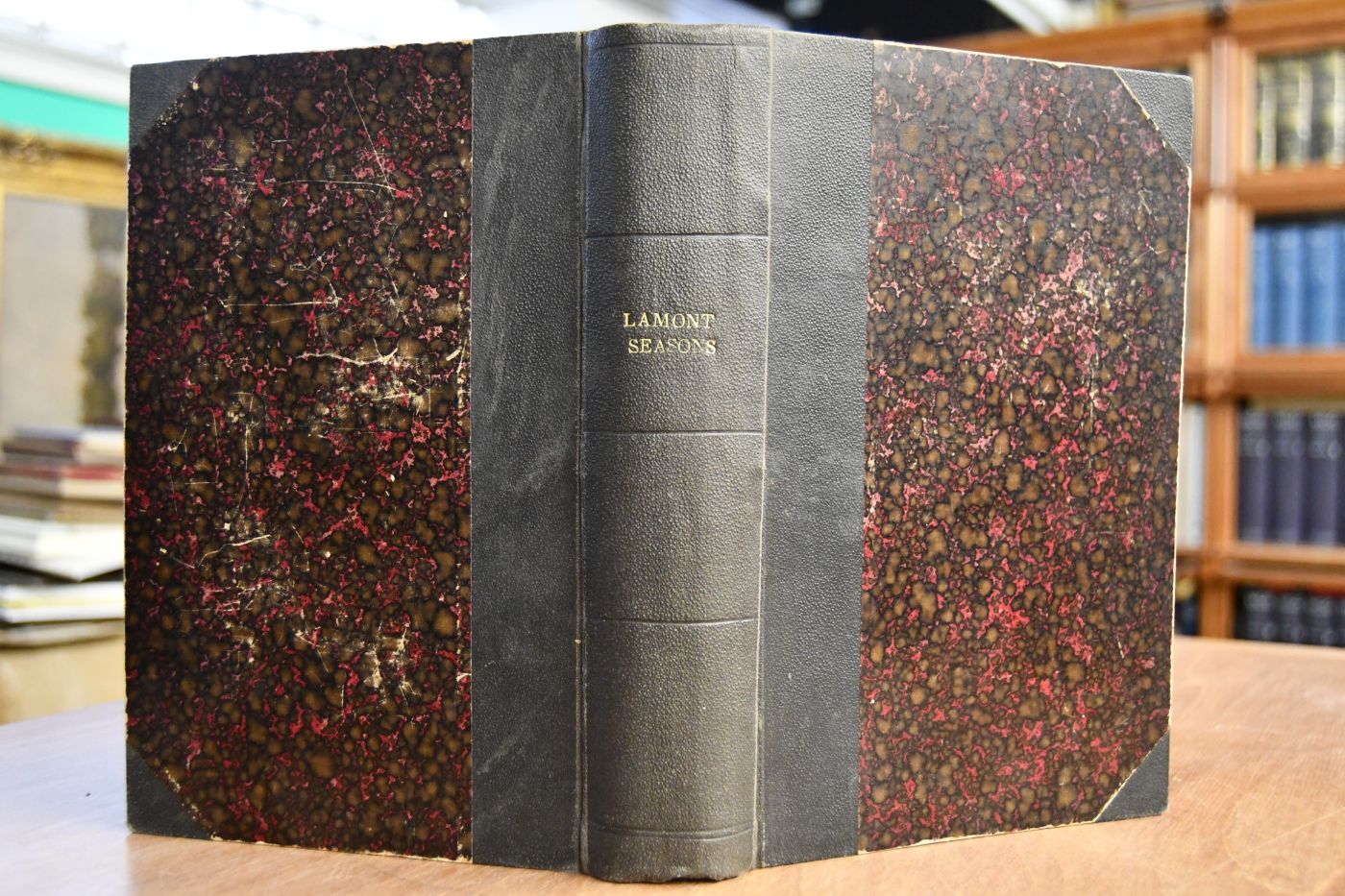 Seasons with the Sea-horses; or Sporting adventures in the Northern Seas.