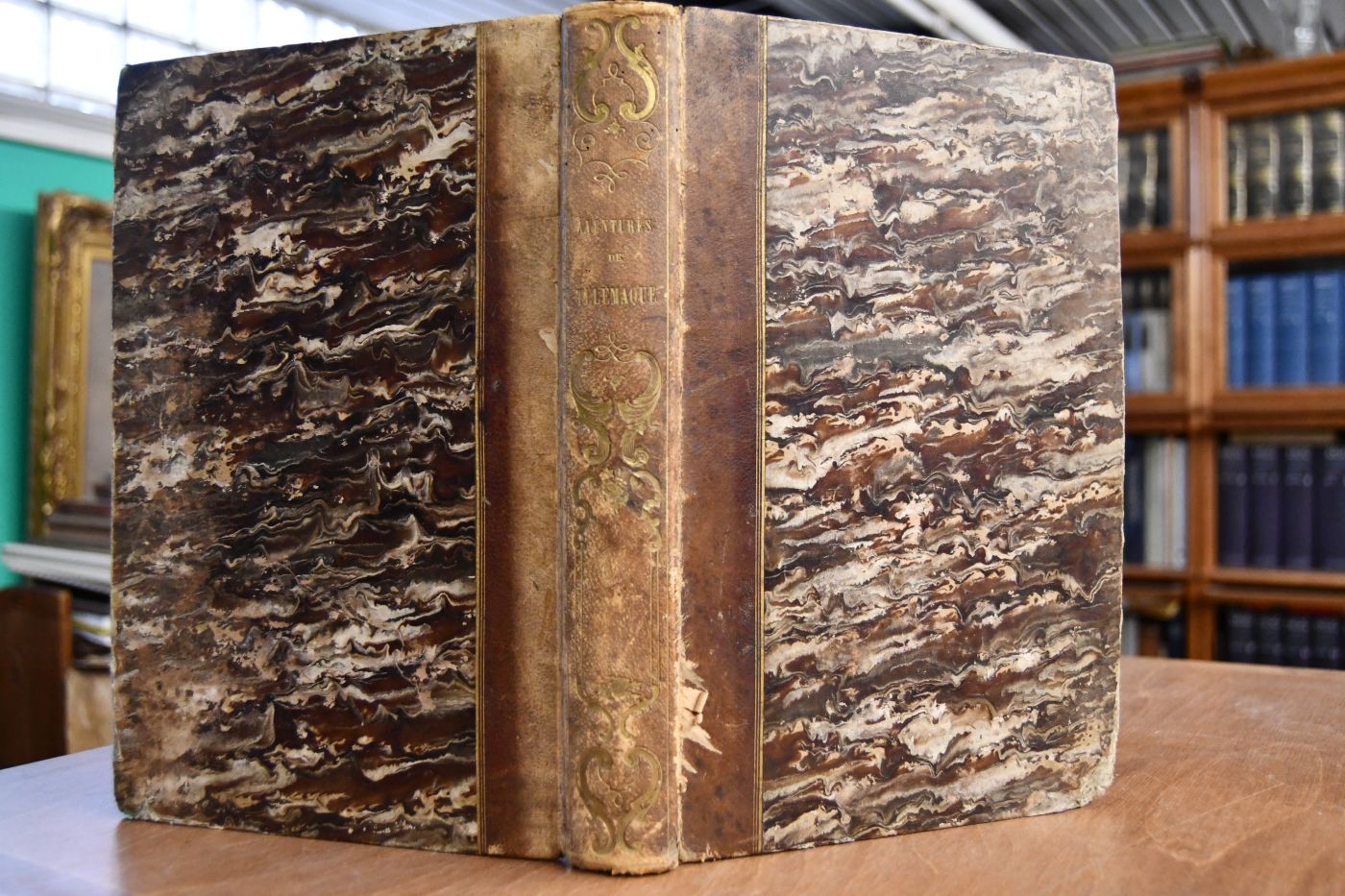 LES AVENTURES DE TELEMAQUE, suivies des Aventures d`ARISTONOÜS, précédées d`un Essai sur la vie et les oeuvres de FENELON par Jules JANIN, edition illustrée par MM Tony Johannot, Emile Signol, Séguin, Wattier Markl, Daubigny, Français et Marville.