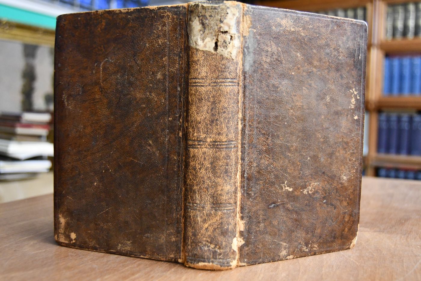 Tägliches Hand-Buch in guten und bösen Tagen. Das ist Aufmunterung, Gebete und Gesänge 1. Für Gesunde, 2. Für Betrübte, 3. Für Krancke, 4. Für Sterbende, wie auch Sprüche, Seuffzer und Gebete, denen Sterbenden vorzusprechen, Nebst Fest-Andachten, zur Ehre Gottes und Erbauung der Christlichen Gemeinde herausgegeben, Mit Kriegs-Theurungs- Pest- Friedens- und Wetter-Gebetern, ingleichem einem Anhang von schönen und geistreichen Gebetern und Seufzern vor schwangere und gebährende Frawen auf allerhand Umbstände und Vorfälle, wie durch Kupfern vermehret.