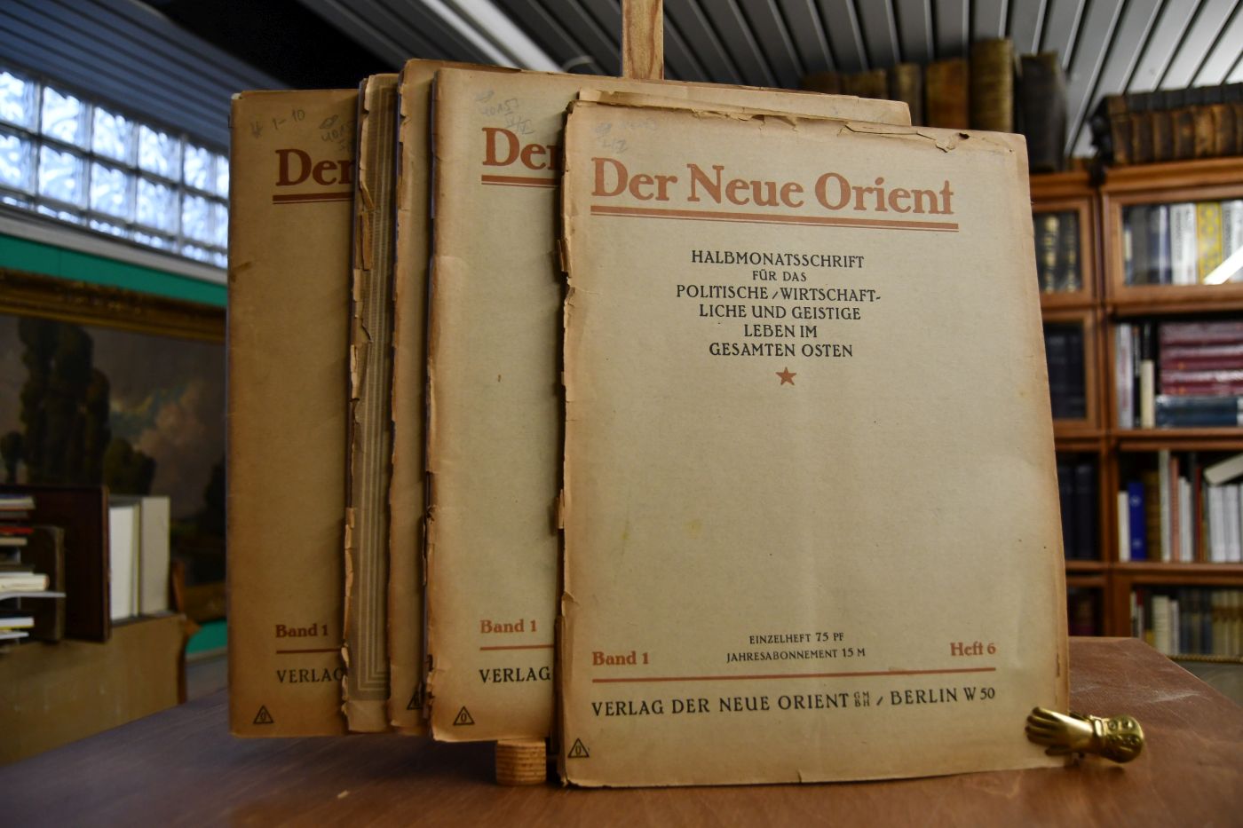 Der Neue Orient. Halbmonatsschrift für das politische, wirtschaftliche und geistige Leben im gesamten Osten. I. Band, Nummer 1-6.