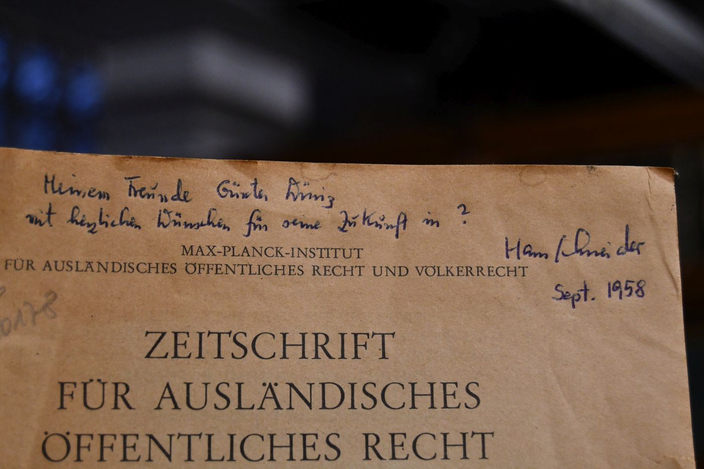 Die Ablehnung eines Einbürgerungseintrages vor den Verwaltungsgerichten.
