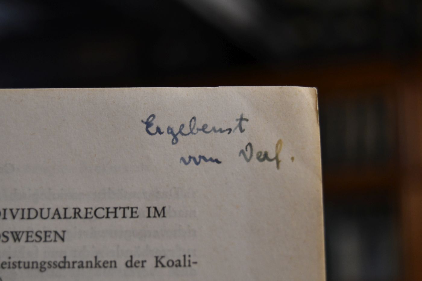 Kollektivmacht und Individualrechte im Berufsverbandswesen (Zur Frage der "immanenten" Gewährleistungsschranken der Koalitionsfreiheit).